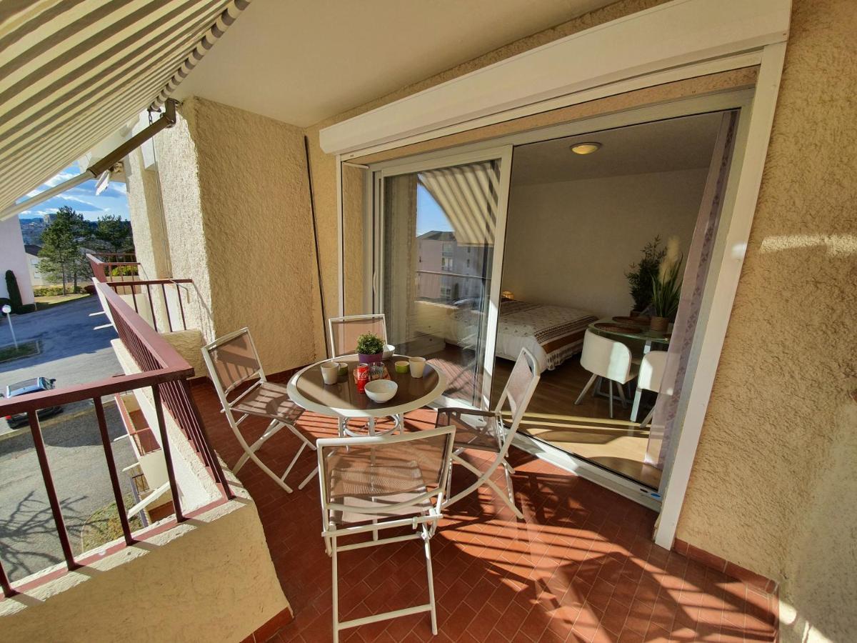 Апартаменти Le Cezanne - Climatise Avec Grande Terrasse Греу-ле-Бен Екстер'єр фото